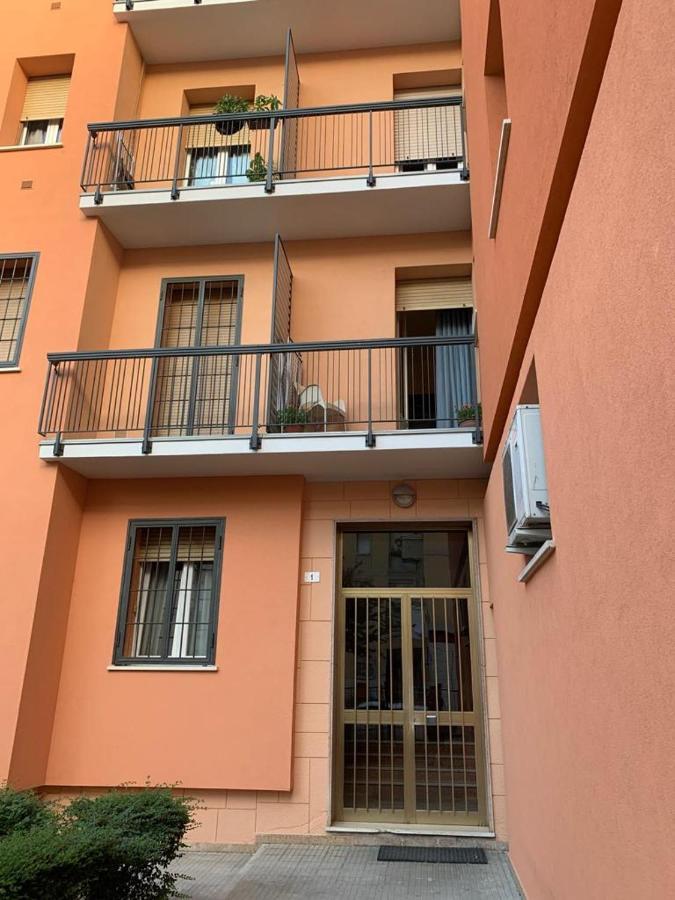 Comfortable Room Suitable 1-2 Pax Bologna Exterior photo